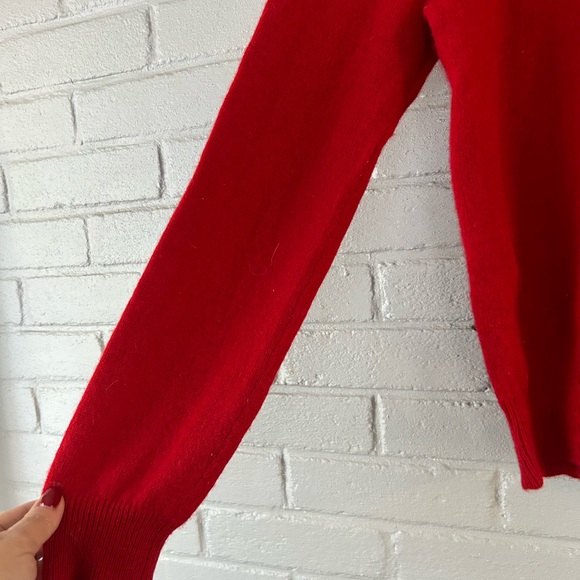 Polo Ralph Lauren Red Men’s Sweater Size Medium Beautiful For The Holidays - Picture 3 of 5